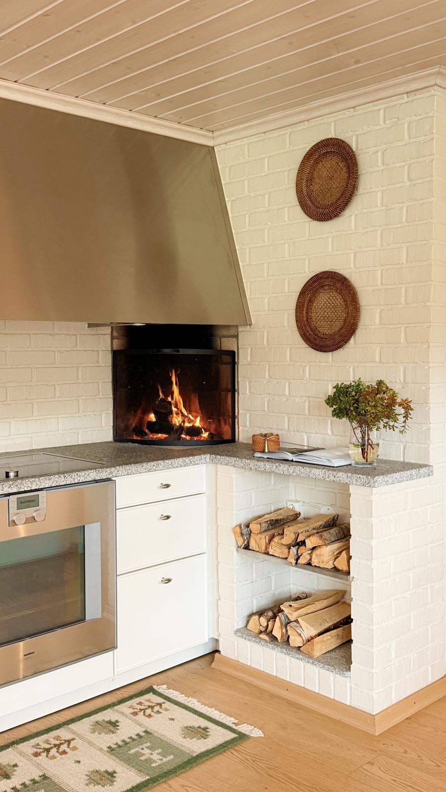 Kitchen with fireplace